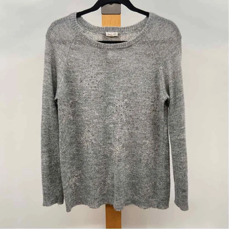 Westport Women's Size M Gray Gems Sweater