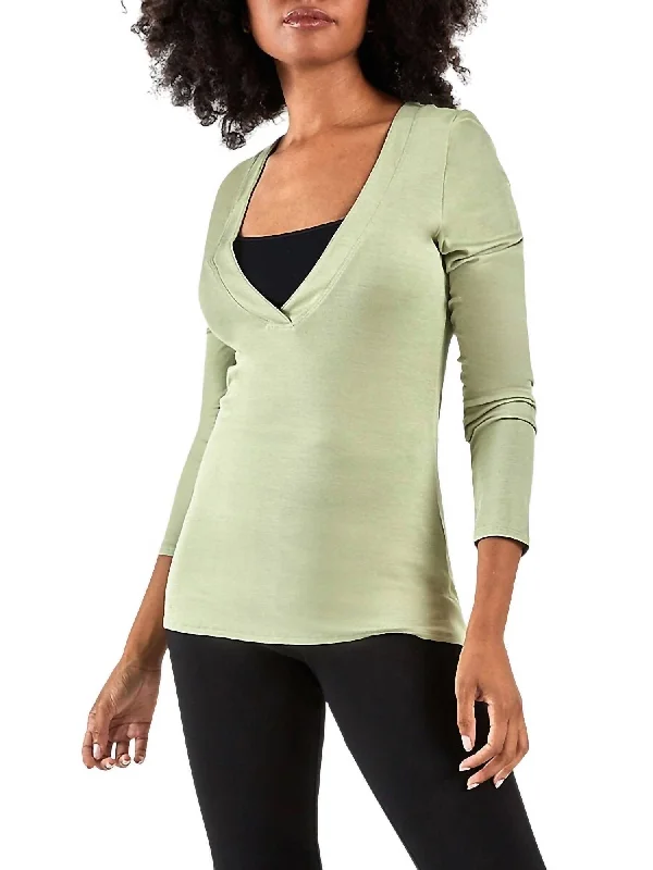 Adhara Top In Mint Water