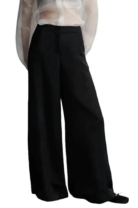 Demie Wide Leg Pants In Black